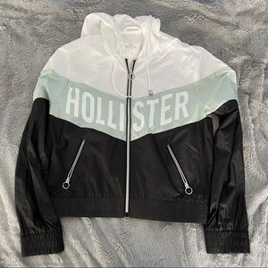 NWOT Hollister windbreaker zip up